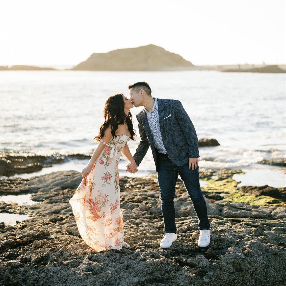 Reformation Jasen Dress Size 4 - excellent like new - corsage pattern - Picture 3 of 9